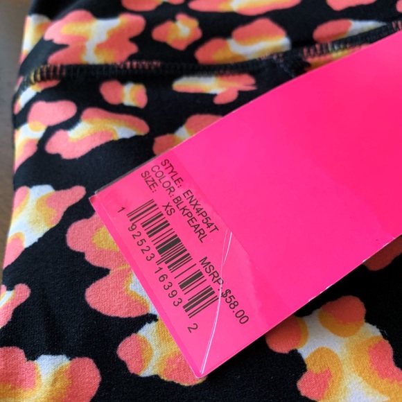 Betsey Johnson-NWT Black Design Exercise Leggings - Picture 4 of 5